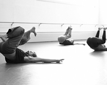 gn-mc Guy Nader and Maria Campos Falling and Rolling Workshop